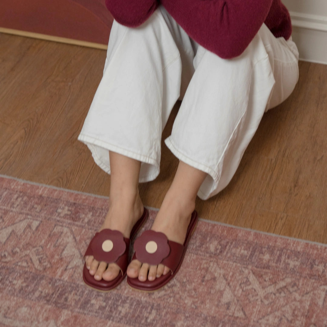 Hana Maroon in Spring Flats 2.0