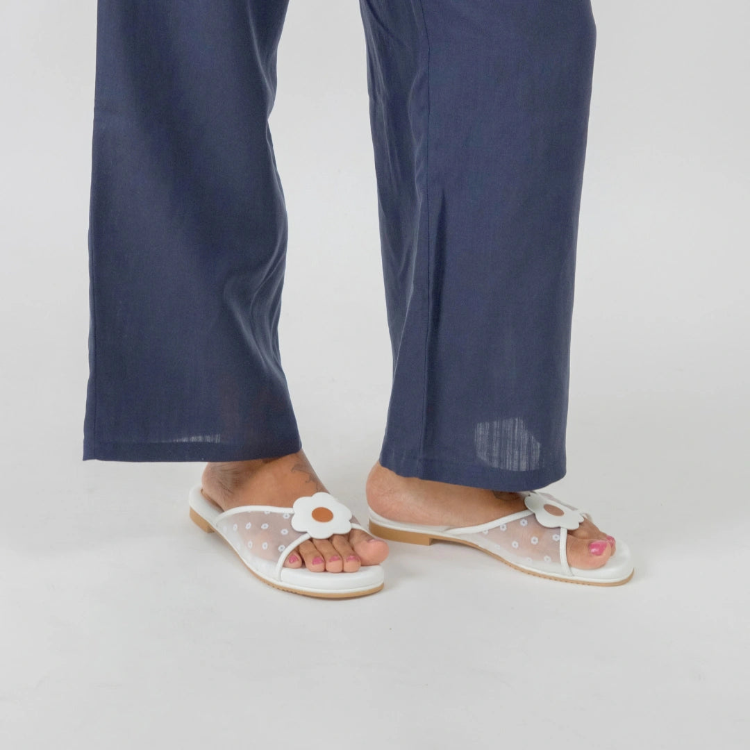 Kay Flats in Hana Polka White