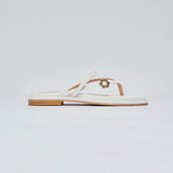 Thongs Hana Flats in White